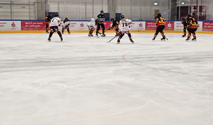 Huskies Ladies gewinnen 22:0