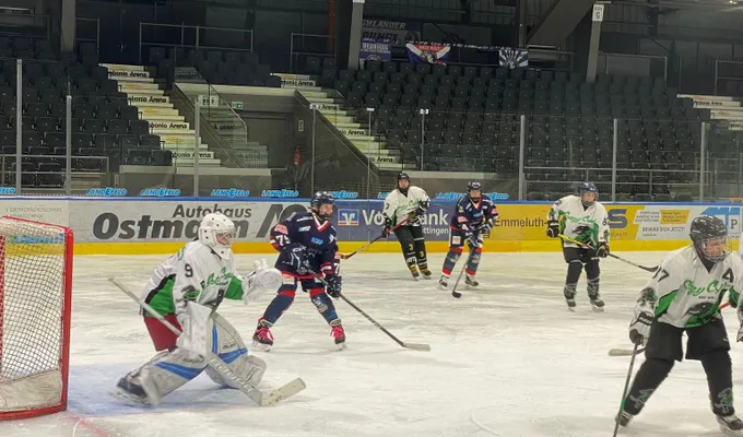Huskies Ladies feiern verdienten 5:1-Heimsieg gegen den DSC 