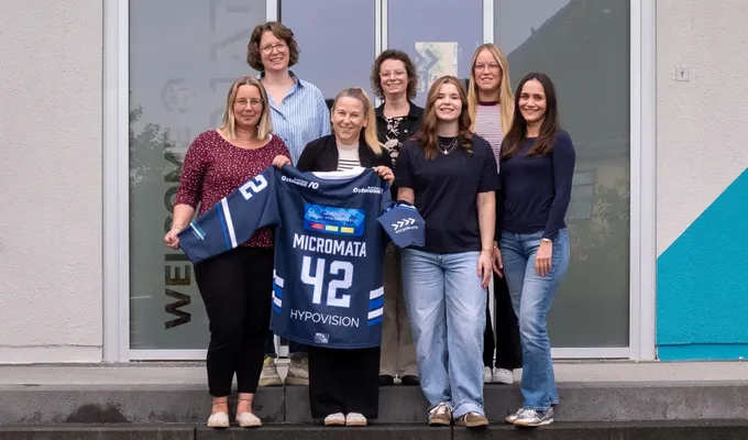 Frauenpower on ice - Micromata ist jetzt Sponsor